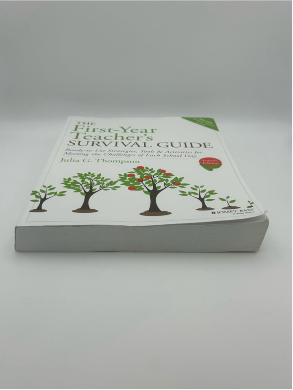 Jossey-Bass The First-Year Teacher's Survival Guide Book 4th edition White/Green - Picture 5 of 7